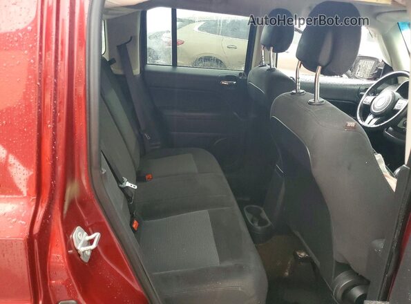 1C4NJPFA5GD600821 2016 JEEP PATRIOT Maroon Rear interior view