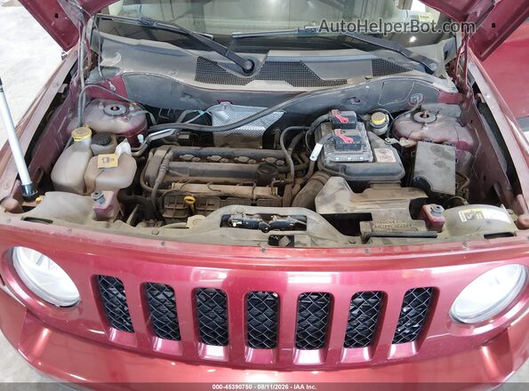 1C4NJPFAXGD642031 2016 JEEP PATRIOT Красный Вид сзади