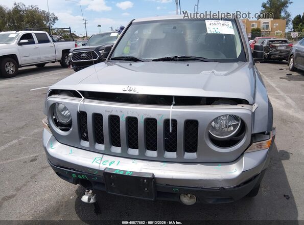 1C4NJPFB4GD813834 2016 JEEP PATRIOT Серебряный Вид спереди