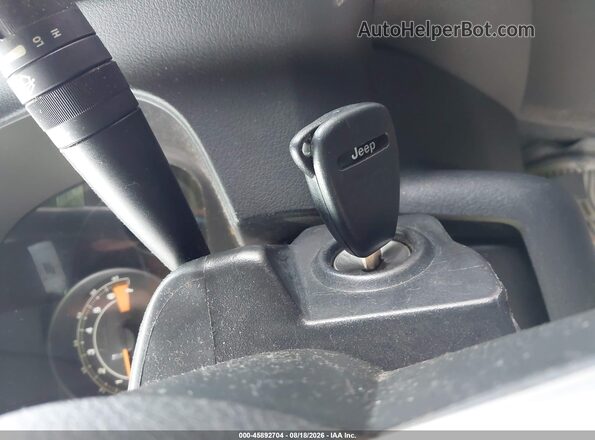 1C4NJPFB6GD653326 2016 JEEP PATRIOT Gray Widok deski rozdzielczej