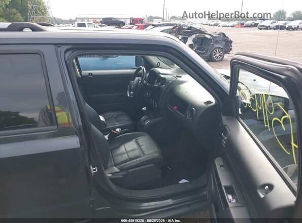 1C4NJRAB7GD565727 2016 JEEP PATRIOT Black Front interior view