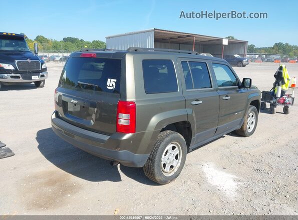 1C4NJRBB1GD512049 2016 JEEP PATRIOT Зеленый Задняя правая четверть