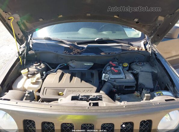 1C4NJRBB1GD512049 2016 JEEP PATRIOT Зеленый Вид сзади
