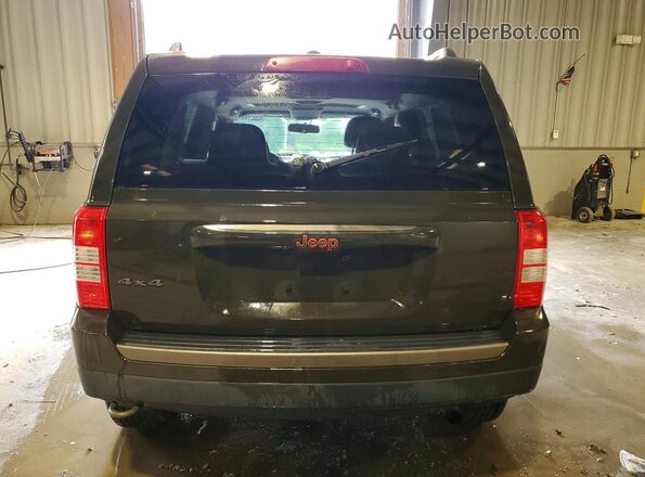 1C4NJRBB3GD760058 2016 JEEP PATRIOT Зеленый Вид сзади