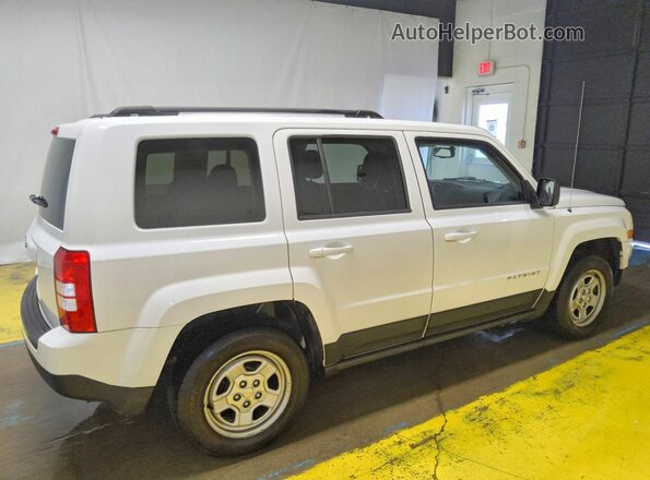 1C4NJRBB4GD636364 2016 JEEP PATRIOT White Tył prawy