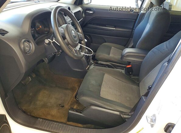 1C4NJRBB4GD650779 2016 JEEP PATRIOT White Vista interior delantera