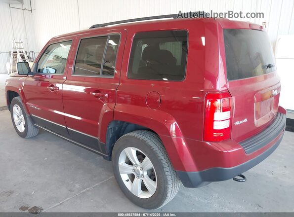 1C4NJRBB4GD772042 2016 JEEP PATRIOT Red Widok z przodu