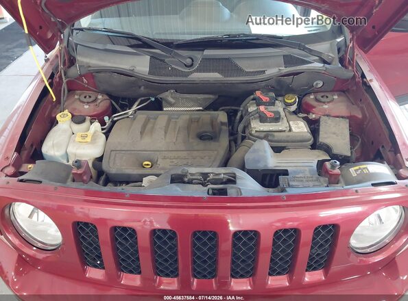 1C4NJRBB4GD772042 2016 JEEP PATRIOT Red Widok z tyłu
