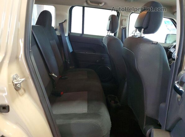 1C4NJRBB4HD210708 2017 JEEP PATRIOT Tan Rear seats view