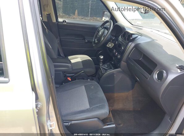 1C4NJRBB6GD500947 2016 JEEP PATRIOT Silver წინა სალონის ხედი