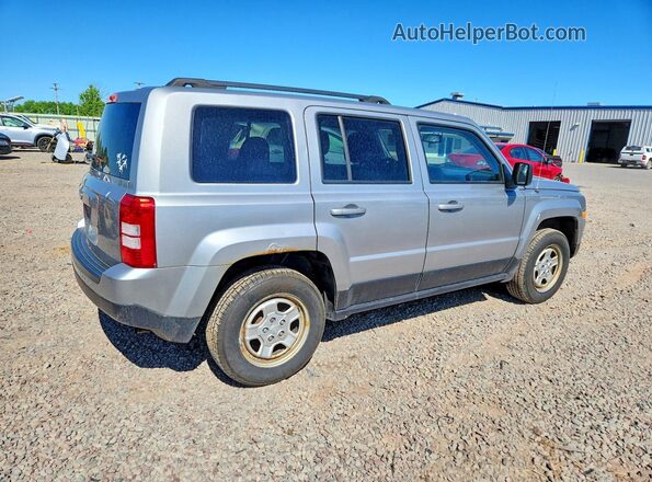 1C4NJRBB7HD143814 2017 JEEP PATRIOT Gray Trasero derecho