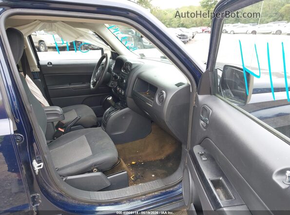 1C4NJRBB8GD654253 2016 JEEP PATRIOT Navy Вид салона спереди