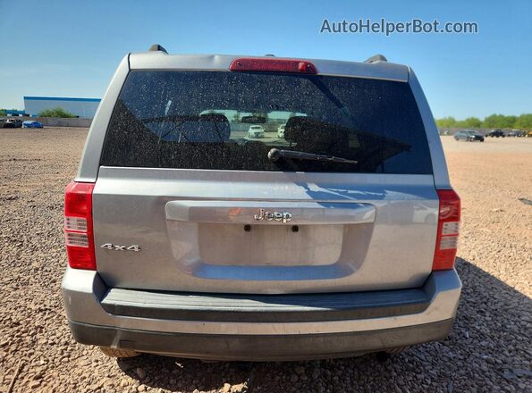 1C4NJRBB8HD105072 2017 JEEP PATRIOT Silver Հետևի տեսք