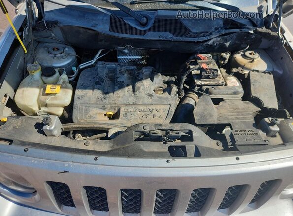 1C4NJRBB8HD105072 2017 JEEP PATRIOT Silver Շարժիչի բաժամունքի տեսք