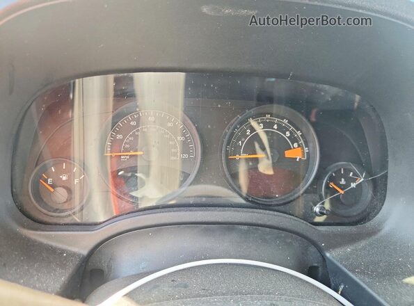 1C4NJRBB8HD105072 2017 JEEP PATRIOT Silver Սարքավորումների վահանակի տեսք