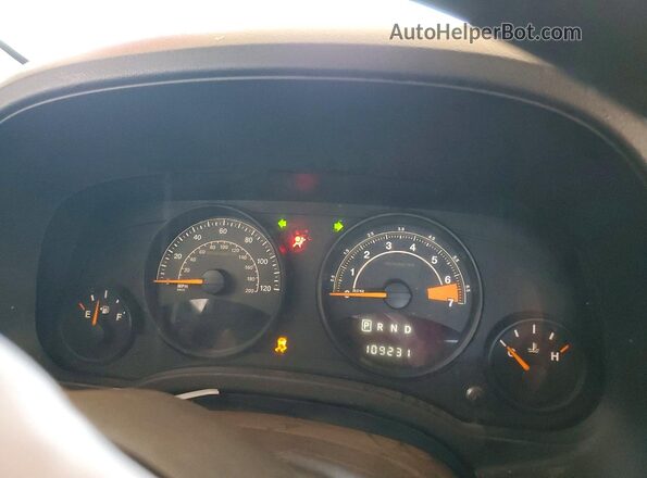 1C4NJRBB8HD135902 2017 JEEP PATRIOT Серый Вид щитка приборов
