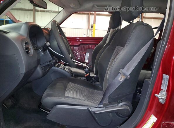 1C4NJRBB8HD179141 2017 JEEP PATRIOT Red Front interior view