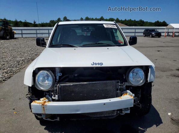 1C4NJRFB1GD618544 2016 JEEP PATRIOT Белый Вид спереди