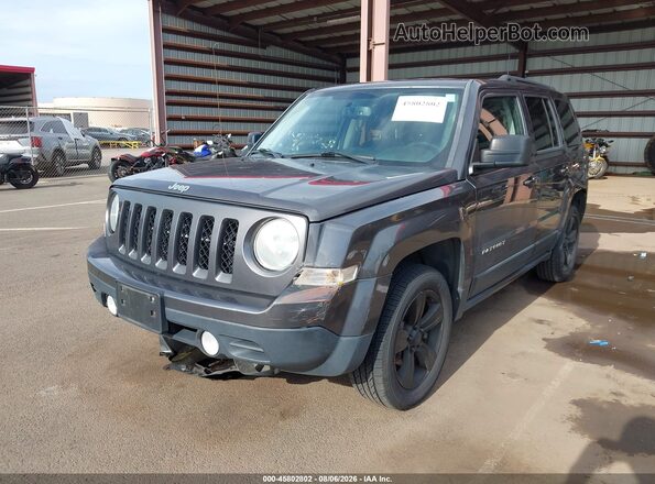 1C4NJRFB3GD637368 2016 JEEP PATRIOT Black Front view