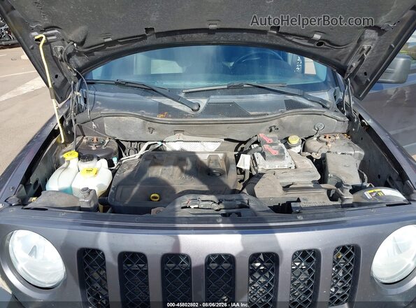 1C4NJRFB3GD637368 2016 JEEP PATRIOT Black Rear view