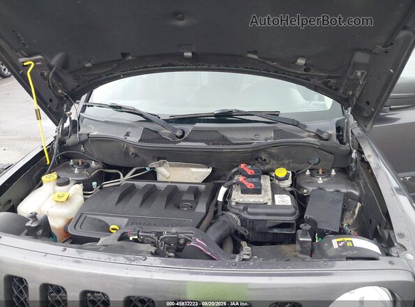 1C4NJRFB4HD110683 2017 JEEP PATRIOT Gray Rear view
