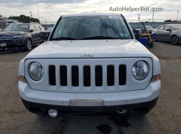 1C4NJRFB5GD657685 2016 JEEP PATRIOT White Widok z przodu