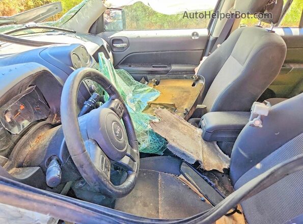 1C4NJRFB5GD718520 2016 JEEP PATRIOT Gray Front interior view