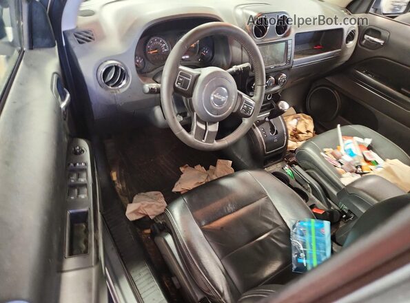 1C4NJRFB6GD725279 2016 JEEP PATRIOT Серебряный Вид панели приборов