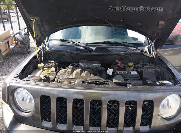 1C4NJRFB8GD594369 2016 JEEP PATRIOT Gray Rear view