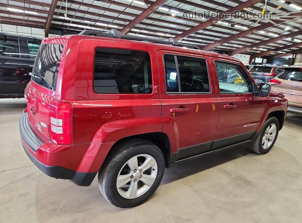 1C4NJRFB8HD159675 2017 JEEP PATRIOT Красный Задняя правая четверть