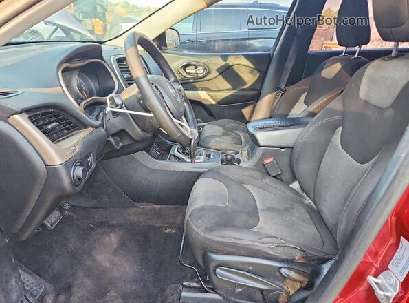 1C4PJLAB2HD218913 2017 JEEP CHEROKEE Бордовый Вид салона спереди