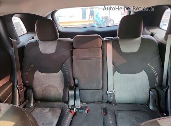 1C4PJLAB2HD218913 2017 JEEP CHEROKEE Бордовый Вид задних сидений