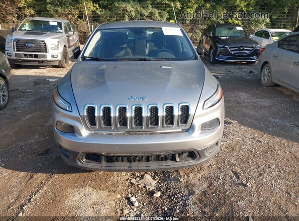 1C4PJLAB4GW126883 2016 JEEP CHEROKEE Silver Widok z przodu