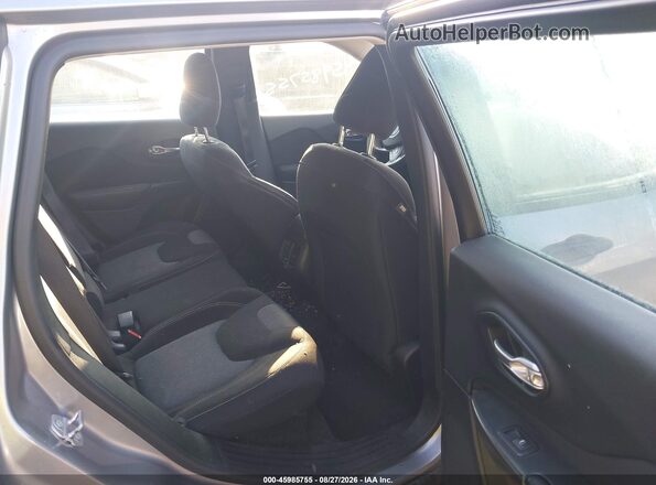 1C4PJLAB4GW126883 2016 JEEP CHEROKEE Silver Widok naklejki z numerem VIN