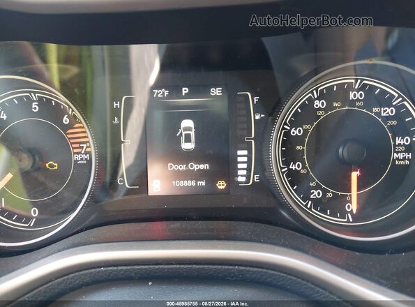 1C4PJLAB4GW126883 2016 JEEP CHEROKEE Silver Widok tylnych siedzeń