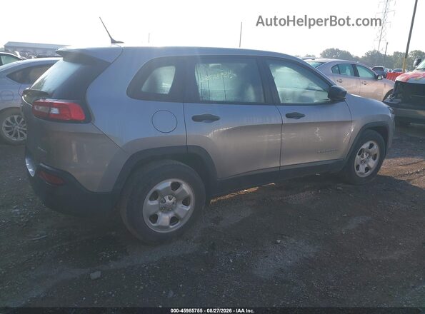 1C4PJLAB4GW126883 2016 JEEP CHEROKEE Silver Widok wnętrza z tyłu