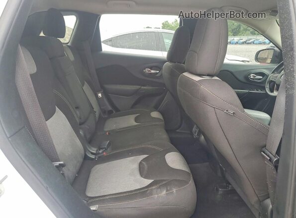 1C4PJLAB6GW370308 2016 JEEP CHEROKEE White Vista interior trasera