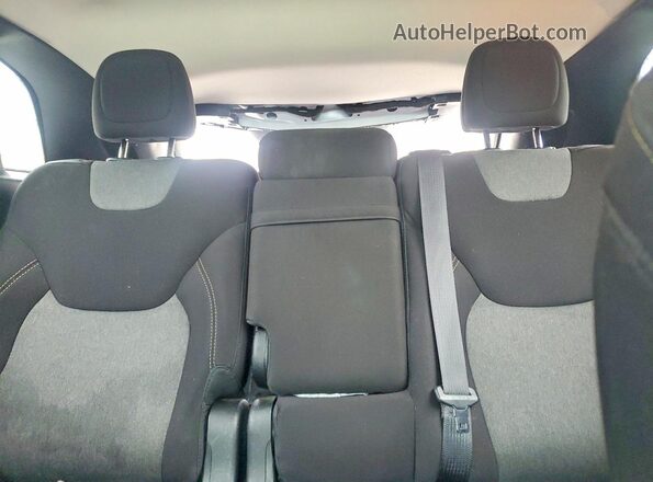 1C4PJLAB6GW370308 2016 JEEP CHEROKEE White Vista de los asientos traseros