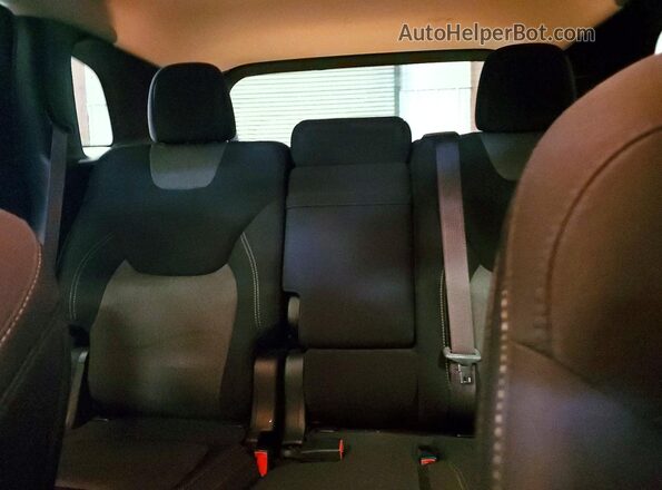 1C4PJLAB6HW642471 2017 JEEP CHEROKEE Red უკანა სავარძლების ხედი