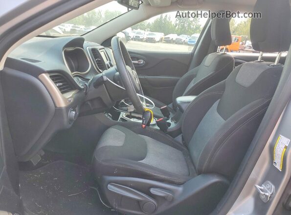 1C4PJLAB7GW136341 2016 JEEP CHEROKEE Gray Widok wnętrza z przodu