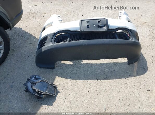 1C4PJLAB9GW166991 2016 JEEP CHEROKEE White Սարքավորումների վահանակի տեսք