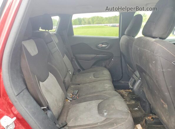 1C4PJLABXGW167891 2016 JEEP CHEROKEE Красный Вид задней части салона