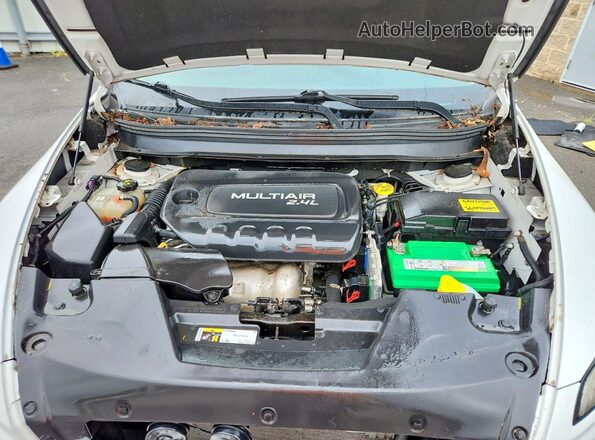 1C4PJLABXHD240433 2017 JEEP CHEROKEE White Vista del compartimento del motor