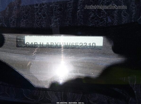 1C4PJLABXHW652310 2017 JEEP CHEROKEE Red Engine compartment view
