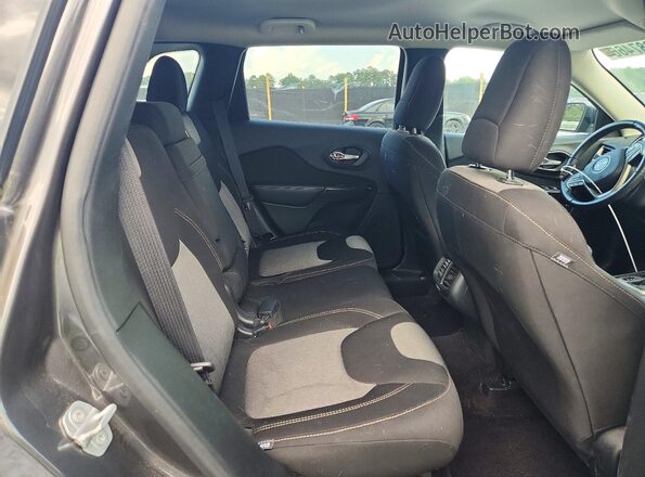 1C4PJLAS0GW351611 2016 JEEP CHEROKEE Black Rear seats view