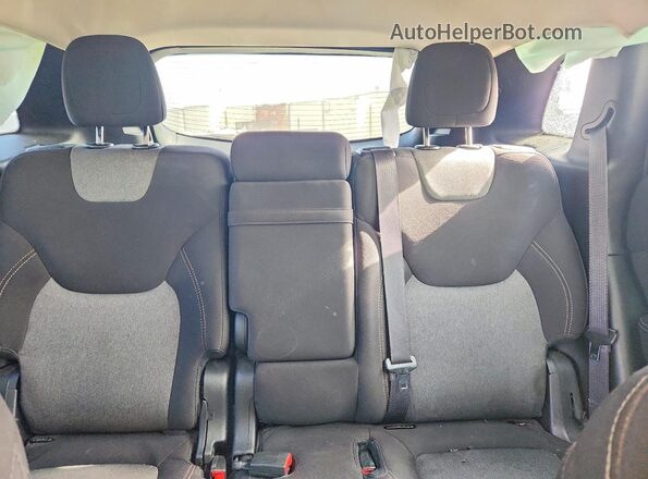 1C4PJLAS2GW336754 2016 JEEP CHEROKEE Черный Вид задних сидений
