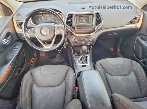 1C4PJLCB0HW535106 2017 JEEP CHEROKEE Черный Вид панели приборов