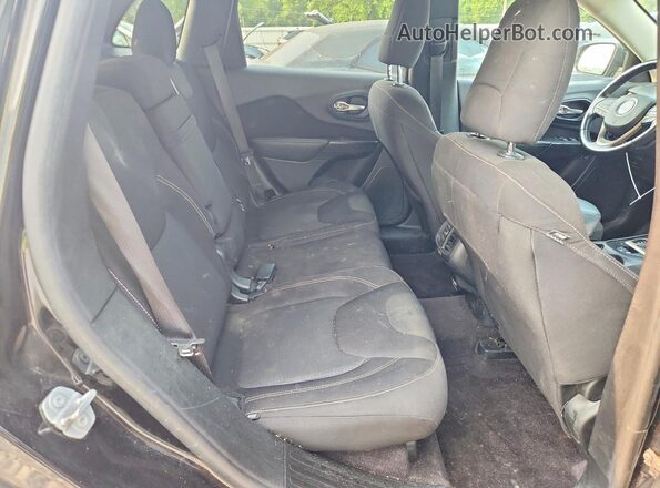 1C4PJLCB0HW535106 2017 JEEP CHEROKEE Черный Вид задней части салона