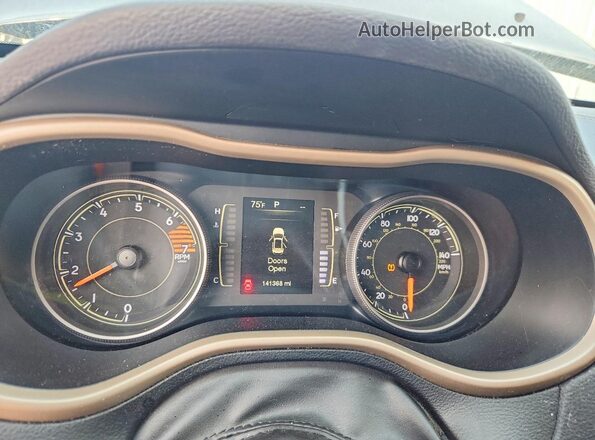 1C4PJLCB0HW535106 2017 JEEP CHEROKEE Черный Вид щитка приборов