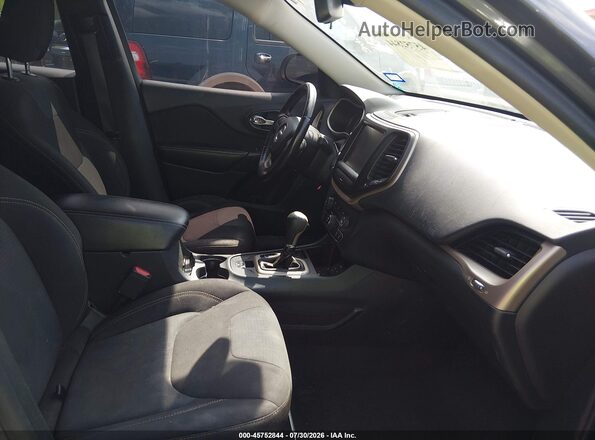 1C4PJLCB1GW297877 2016 JEEP CHEROKEE Dark Brown წინა სალონის ხედი